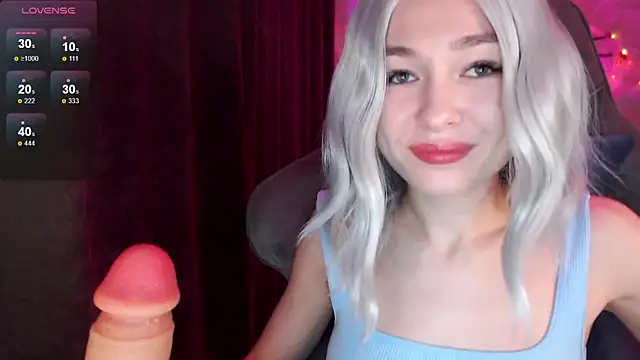 Ohmy Nora  online show from 11-16-25, 10:26