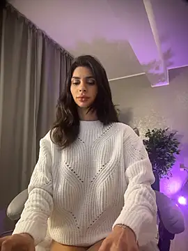 AmeliaMaris online show from 12-04-25, 07:44