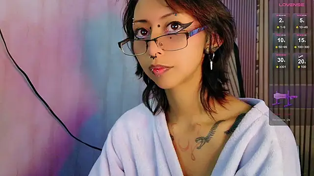Snapshot of verhona_vlad chatting on 02-05-25, 03:20 verhona vlad online show from 02-05-25, 03:20