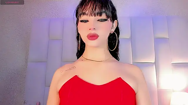 Snapshot of Angeles_Busst chatting on 11-14-25, 09:02 Angeles Busst online show from 11-14-25, 09:02