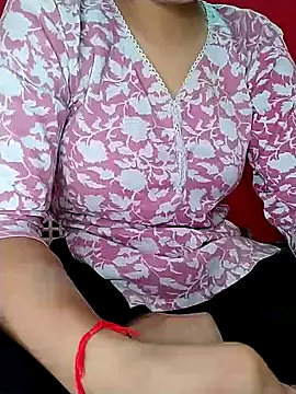 Snapshot of madmast_neha chatting on 10-22-25, 05:30 madmast neha online show from 10-22-25, 05:30