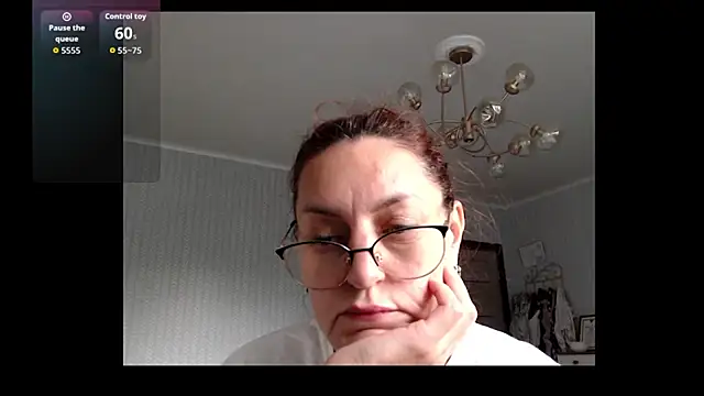 Snapshot of Soffya_Soy chatting on 09-16-25, 02:40 Soffya Soy online show from 09-16-25, 02:40