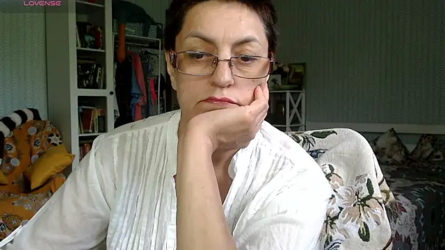 Soffya Soy online show from 07-05-26, 05:47