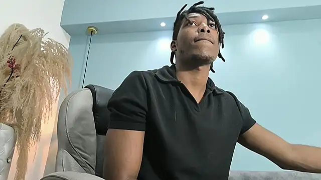 Snapshot of xxxhotbbc chatting on 10-17-25, 11:18 xxxhotbbc online show from 10-17-25, 11:18