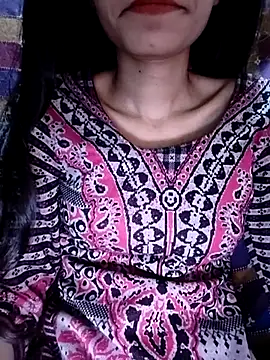 Snapshot of cute_IndianBabe chatting on 02-26-25, 03:32 cute IndianBabe online show from 02-26-25, 03:32