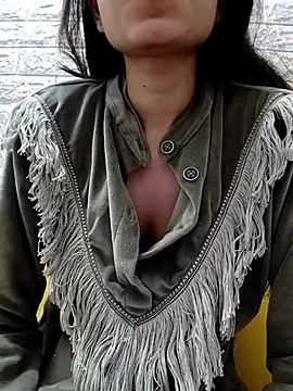 Snapshot of cute_IndianBabe chatting on 03-23-25, 02:59 cute IndianBabe online show from 03-23-25, 02:59