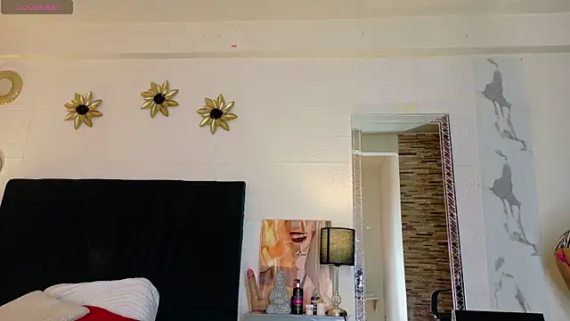 Akemirosse online show from 11-29-25, 06:22