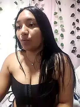 Snapshot of mariammartinez chatting on 02-11-25, 02:57 mariammartinez online show from 02-11-25, 02:57