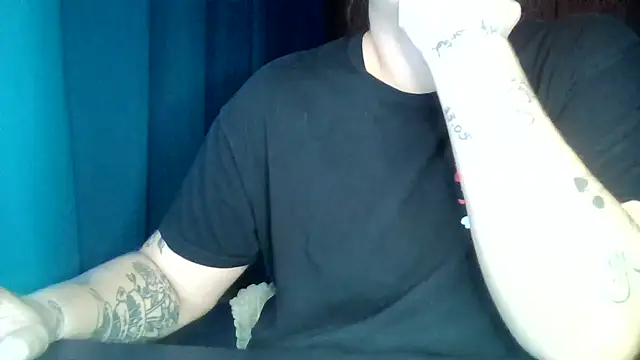 Snapshot of bunnyfox420 chatting on 10-03-25, 12:51 bunnyfox420 online show from 10-03-25, 12:51