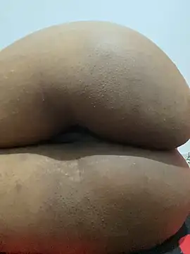 Charlotte bronxxx online show from 02-24-25, 08:14