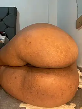 Charlotte bronxxx online show from 09-25-25, 10:35