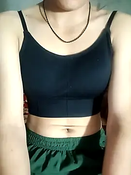 Snapshot of Khushi-Star chatting on 10-25-25, 04:09 Khushi-Star online show from 10-25-25, 04:09