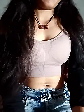 Snapshot of Khushi-Star chatting on 11-17-25, 03:23 Khushi-Star online show from 11-17-25, 03:23