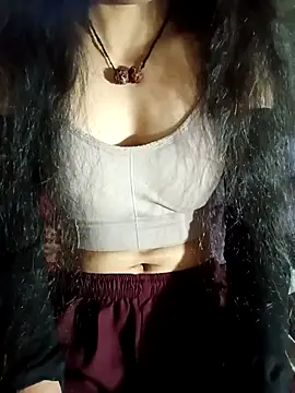 Snapshot of Khushi-Star chatting on 11-26-25, 06:14 Khushi-Star online show from 11-26-25, 06:14