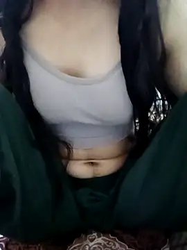 Snapshot of Khushi-Star chatting on 02-20-26, 03:03 Khushi-Star online show from 02-20-26, 03:03