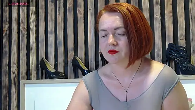 Alis Lovi online show from 07-11-26, 10:40