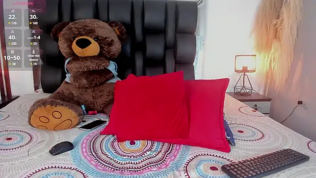 Snapshot of Amberr1 chatting on 03-13-25, 12:35 Amberr1 online show from 03-13-25, 12:35