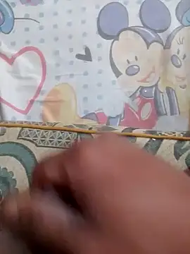 Snapshot of mhmia chatting on 12-22-25, 11:07 mhmia online show from 12-22-25, 11:07