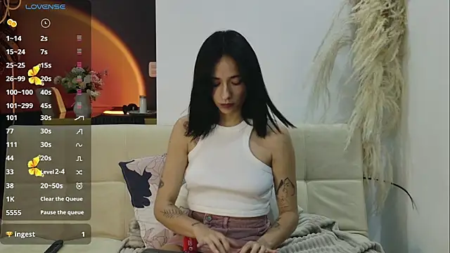 Snapshot of GerberaBlooms77 chatting on 02-16-25, 11:48 GerberaBlooms77 online show from 02-16-25, 11:48