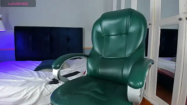 Im Kael online show from 01-31-25, 09:26