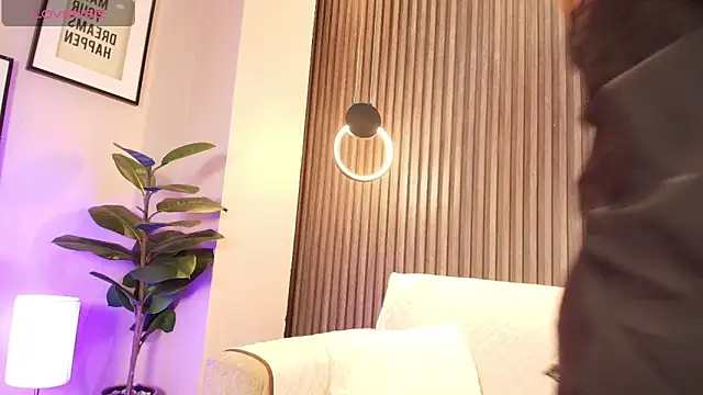 alana rossetti online show from 04-20-26, 12:30