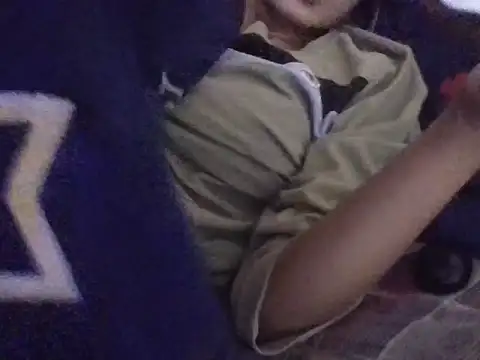 AKANSHA 7 online show from 11-18-25, 07:35