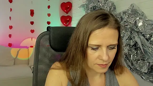 EmiliaBedy online show from 02-18-25, 09:10