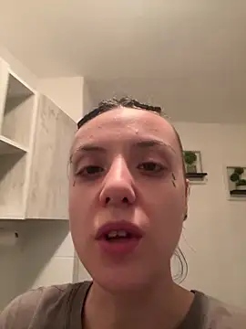 Snapshot of bunnythetailor chatting on 01-28-25, 05:35 bunnythetailor online show from 01-28-25, 05:35