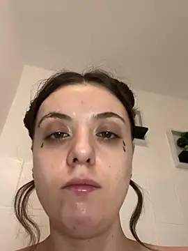 Snapshot of bunnythetailor chatting on 02-01-25, 02:05 bunnythetailor online show from 02-01-25, 02:05