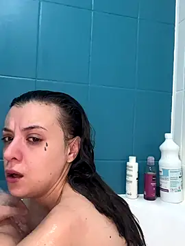 Snapshot of bunnythetailor chatting on 09-21-25, 02:19 bunnythetailor online show from 09-21-25, 02:19