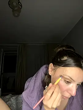 Snapshot of bunnythetailor chatting on 10-14-25, 06:09 bunnythetailor online show from 10-14-25, 06:09