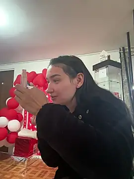 Snapshot of Sofii_cutee chatting on 02-17-25, 01:53 Sofii cutee online show from 02-17-25, 01:53