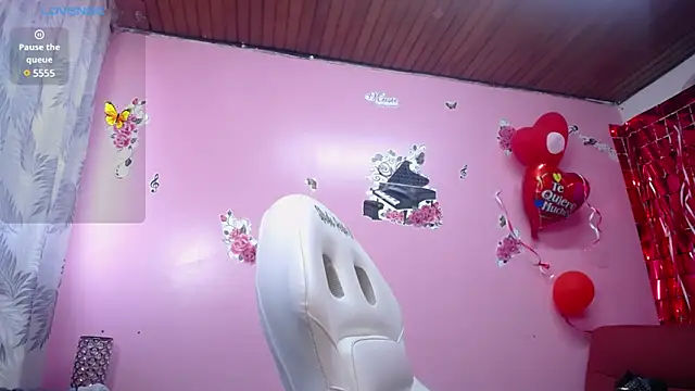 Snapshot of Sofii_cutee chatting on 03-03-25, 12:48 Sofii cutee online show from 03-03-25, 12:48