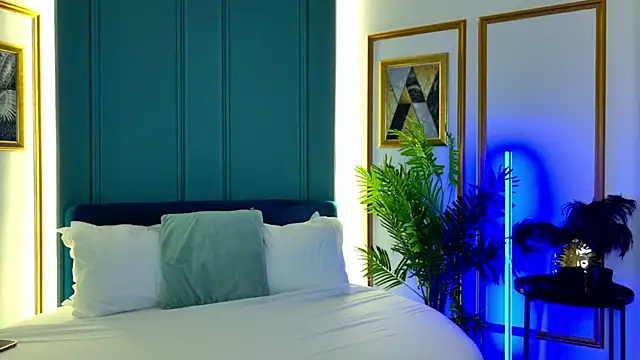 AylaPearl online show from 10-17-25, 06:43