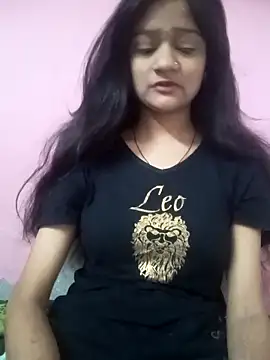 Snapshot of Tanu-00 chatting on 09-24-25, 03:54 Tanu-00 online show from 09-24-25, 03:54