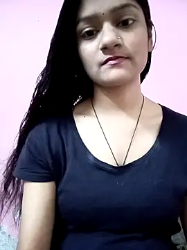 Snapshot of Tanu-00 chatting on 09-30-25, 03:39 Tanu-00 online show from 09-30-25, 03:39