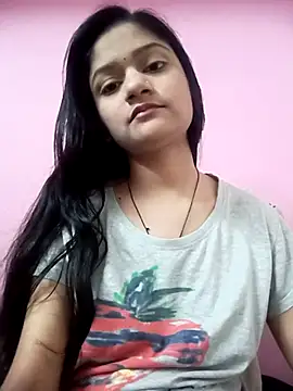 Snapshot of Tanu-00 chatting on 10-07-25, 03:31 Tanu-00 online show from 10-07-25, 03:31