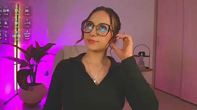 Mara Santoro online show from 09-18-25, 01:18