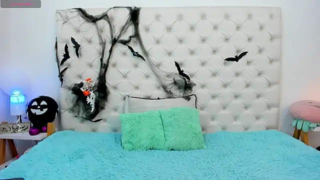 esmeralda06 online show from 10-28-25, 03:25