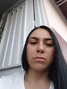 Snapshot of Ariana_rouse chatting on 06-14-26, 09:39 Ariana rouse online show from 06-14-26, 09:39