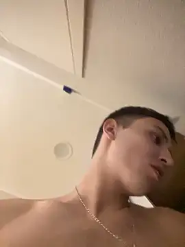 Snapshot of funkymartin chatting on 02-15-25, 04:47 funkymartin online show from 02-15-25, 04:47