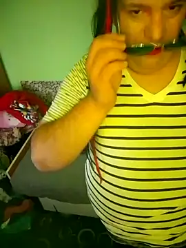 Snapshot of Adrianka chatting on 09-16-25, 01:17 Adrianka online show from 09-16-25, 01:17