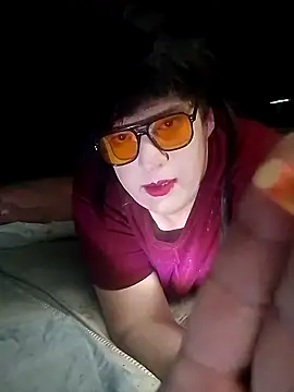 Snapshot of Adrianka chatting on 09-26-25, 12:20 Adrianka online show from 09-26-25, 12:20