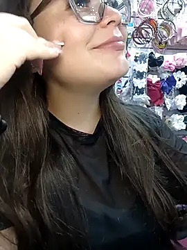 Vale Saenzz online show from 04-01-26, 08:39