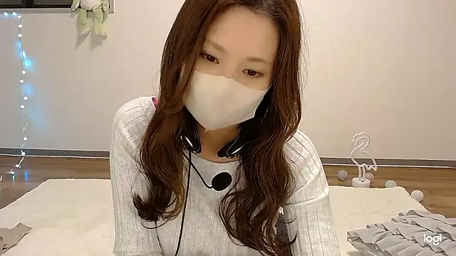 Snapshot of hinano_JP chatting on 11-27-25, 03:41 hinano JP online show from 11-27-25, 03:41