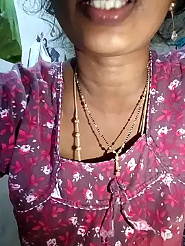 Snapshot of TeluguammayiMahi chatting on 09-17-25, 06:26 TeluguammayiMahi online show from 09-17-25, 06:26