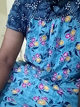 Snapshot of TeluguammayiMahi chatting on 11-14-25, 07:45 TeluguammayiMahi online show from 11-14-25, 07:45