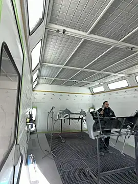 Snapshot of justeqqun chatting on 10-17-25, 10:18 justeqqun online show from 10-17-25, 10:18