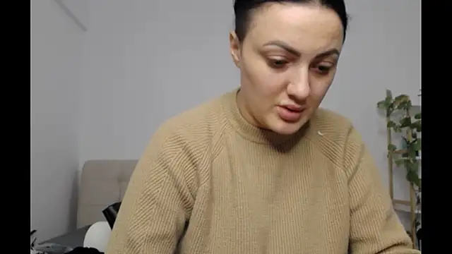 RaisaSalvi online show from 02-03-25, 11:53