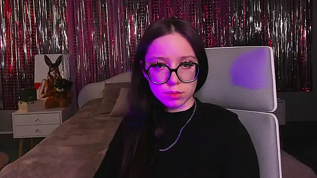 Snapshot of Alikka_Shykitty chatting on 03-09-25, 10:08 Alikka Shykitty online show from 03-09-25, 10:08